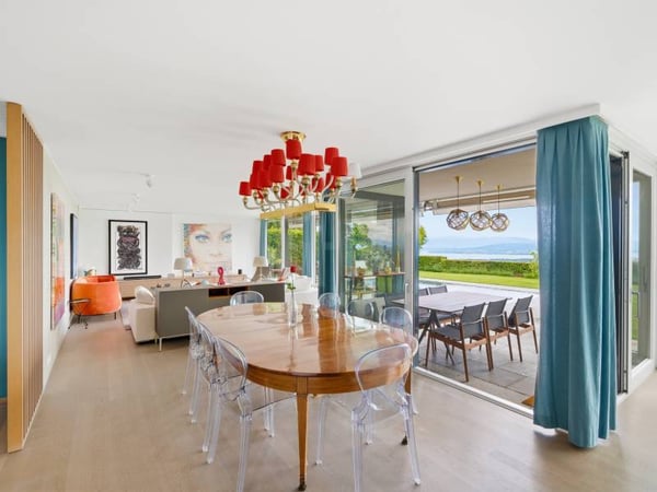 Sublime propriété individuelle avec vue imprenable 8