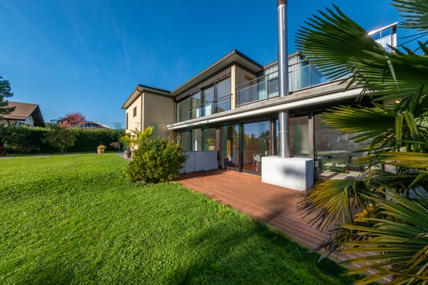 Villa d'architecte dans un quartier prestigieux 9