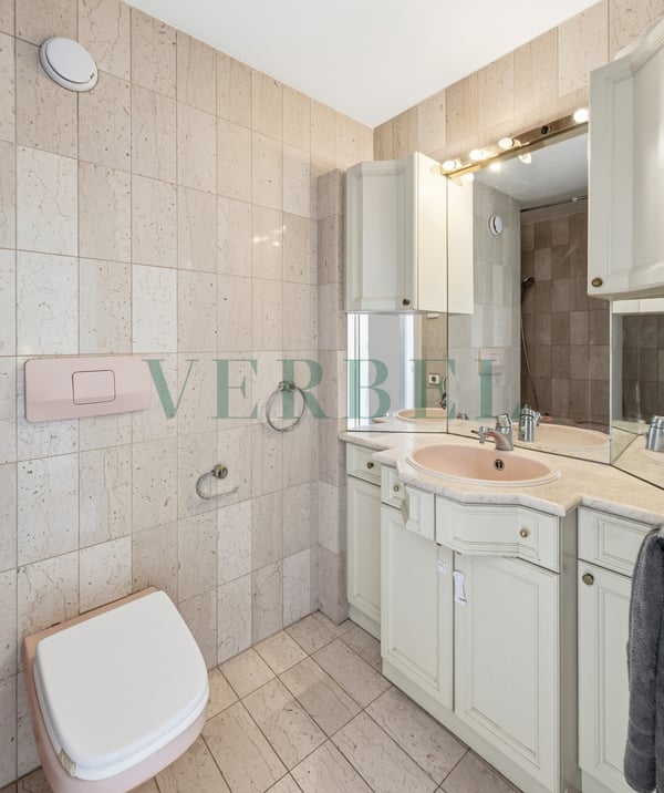 Duplex en première ligne du lac 7