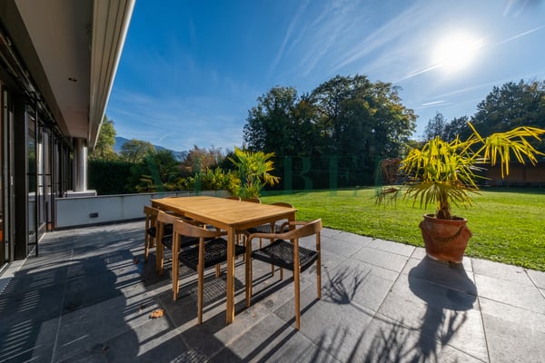 Villa d'architecte dans un quartier prestigieux 11