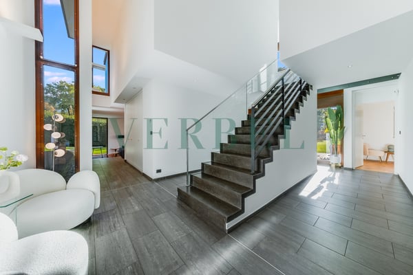 Villa d'architecte dans un quartier prestigieux 2