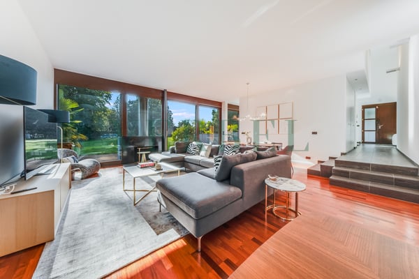 Villa d'architecte dans un quartier prestigieux 1