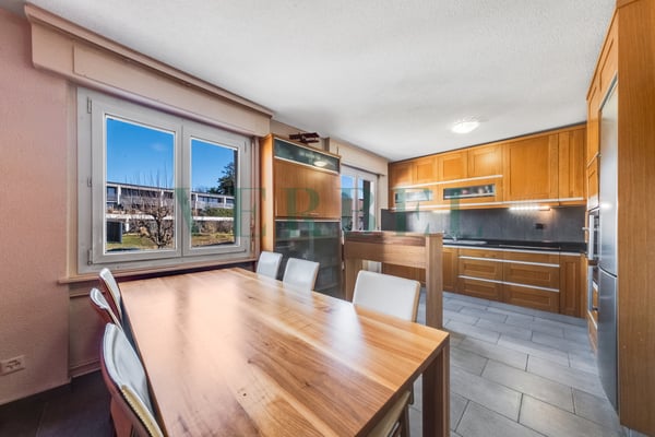 Superbe appartement de 3.5 pièces avec balcon 2