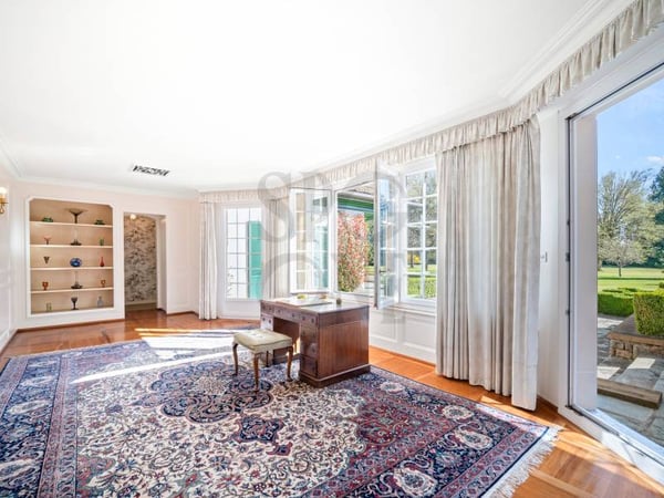 En exclusivité : élégante propriété de maître dans un havre de paix 6