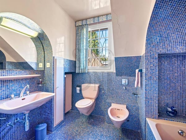 En exclusivité : élégante propriété de maître dans un havre de paix 9