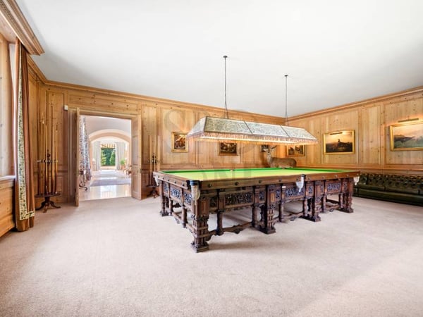 En exclusivité : élégante propriété de maître dans un havre de paix 5