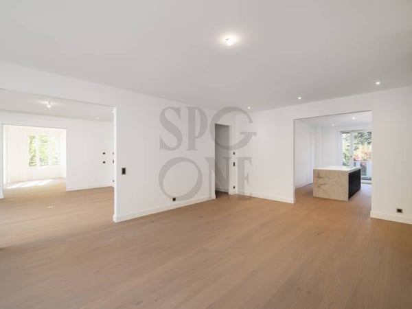 Spacieux appartement entièrement rénové à Champel 1
