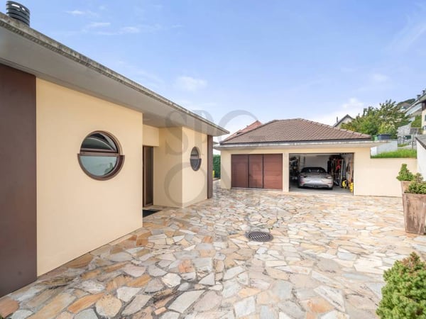 En exclusivité: villa d'architecte avec panorama à couper le souffle 12
