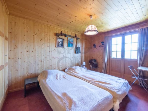 Chalet typique avec vue à couper le souffle 10