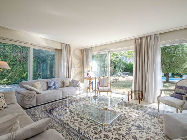 Élégante villa familiale avec piscine et pool house 4