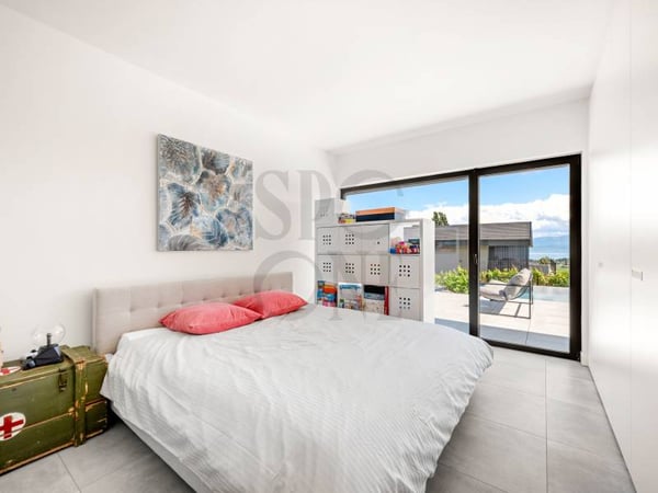 Entre design contemporain et horizon alpin 6