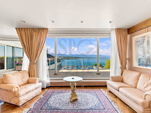 Penthouse en duplex face au lac avec terrasse et vue panoramique 4