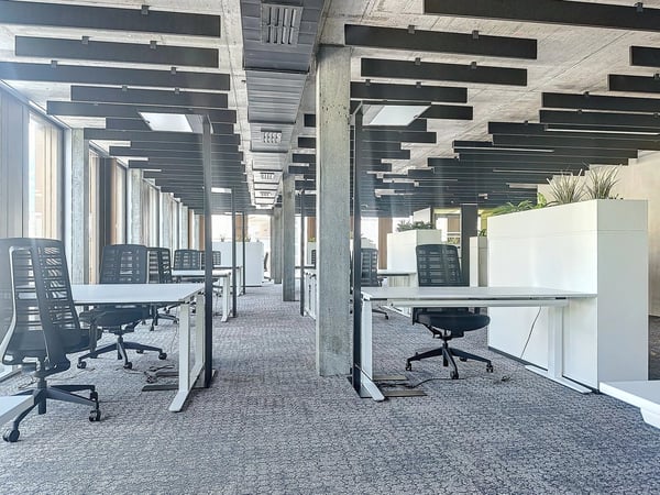 A louer au coeur de Sion, magnifiques bureaux semi-aménagés dès 70 m2 dans un nouveau quartier. 4