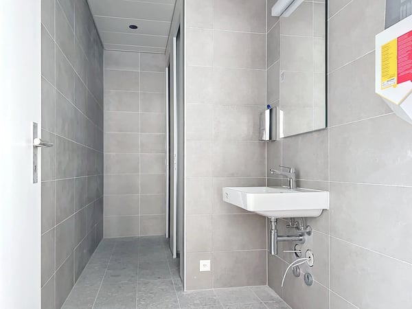 A louer au coeur de Sion, magnifique bureau de 600 m2 dans un immeuble neuf. 10