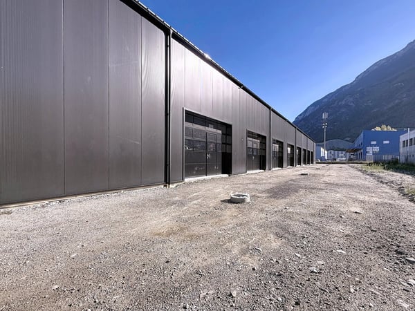 LOUER ? ESPACES INDUSTRIELS & BOXES DE STOCKAGE SIERRE 6