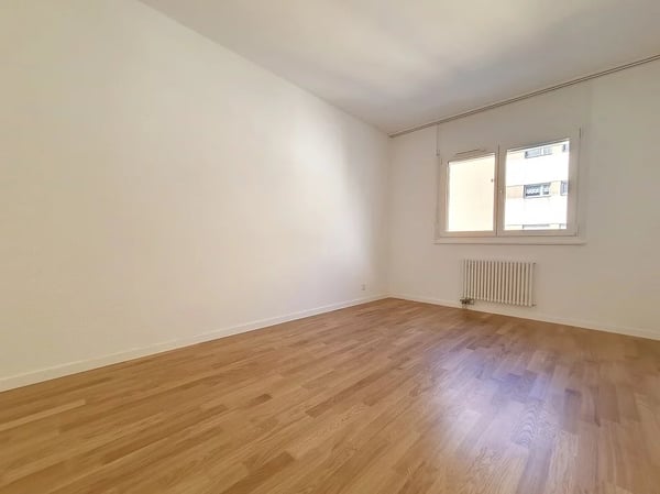A saisir 1.5 pièces rare en duplex dans le quartier du Scex à Sion 9