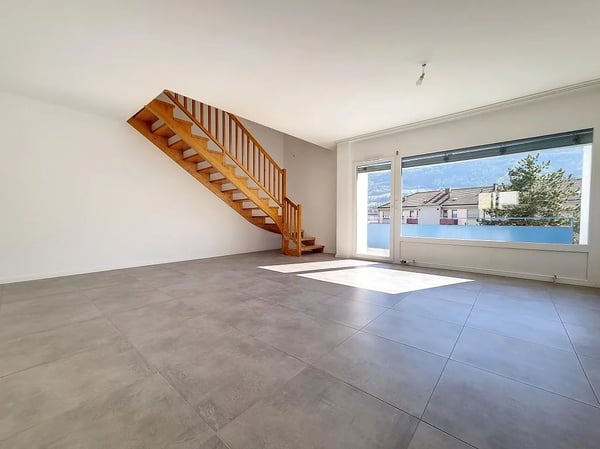 A saisir 1.5 pièces rare en duplex dans le quartier du Scex à Sion 13