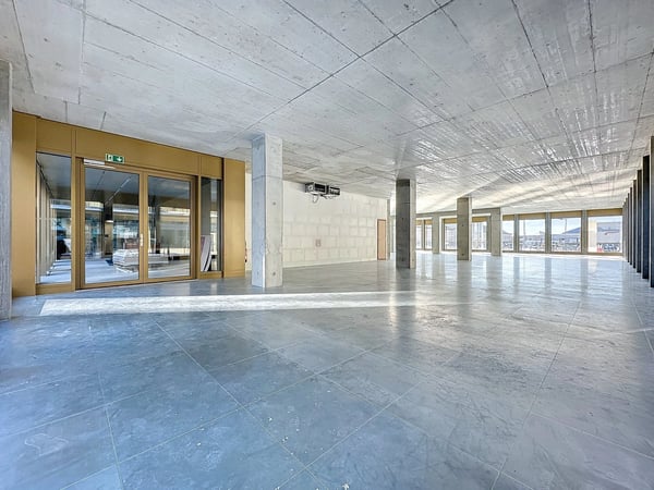 Superbe arcade commerciale de 272.22 m2 à louer dans le nouveau quartier Cour de Gare à Sion 4