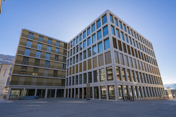 Superbes arcades commerciales de 540.57 m2 à louer dans le nouveau quartier Cour de Gare à Sion 12