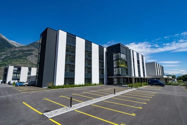 Place(s) de parc extérieure(s) à louer - Centre les Sources 2