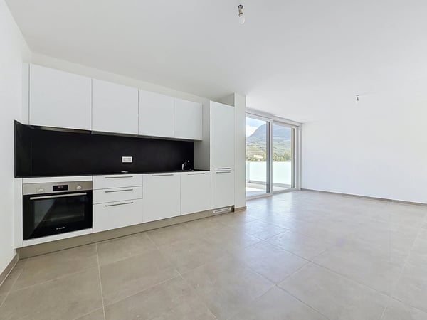 A louer à Uvrier grand 2.5 pièces en attique avec terrasse 2