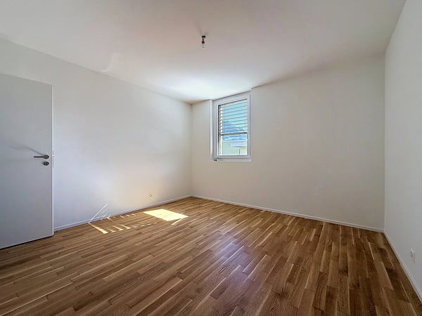 A louer à Uvrier grand 2.5 pièces en attique avec terrasse 10