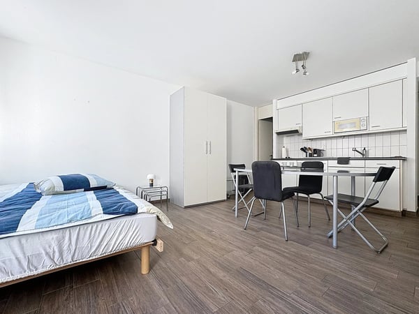 Studio meublé au centre de Sierre - libre de suite 1