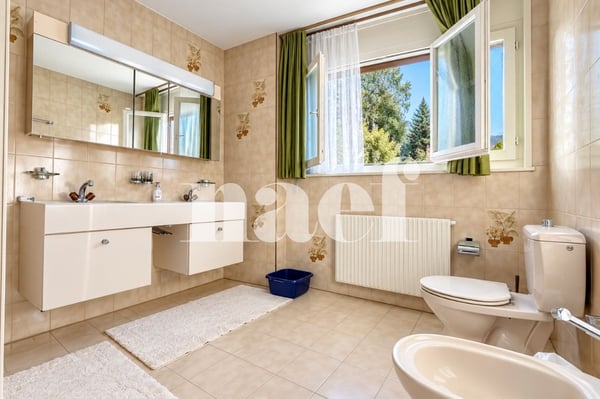 Bel appartement de 4.5 pièces avec une vue imprenable sur le lac à vendre à Montreux 11