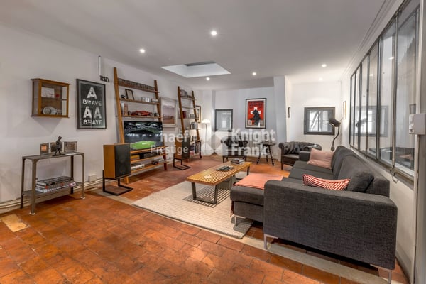 Maison vigneronne de deux appartements et un caveau à vendre au coeur du village d'Epesses 10