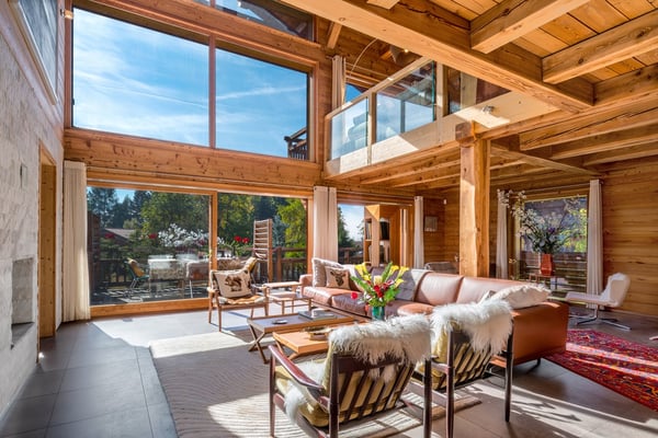 Un chalet Bayrou à vendre dans la région de Villars-sur-Ollon - L'art de la construction alpine de Megève à Crans-Montana 5