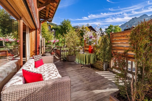 Un chalet Bayrou à vendre dans la région de Villars-sur-Ollon - L'art de la construction alpine de Megève à Crans-Montana 8