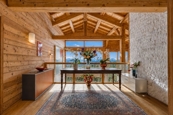 Un chalet Bayrou à vendre dans la région de Villars-sur-Ollon - L'art de la construction alpine de Megève à Crans-Montana 9