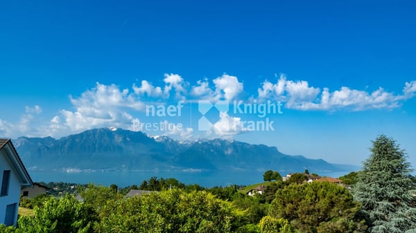 Magnifique villa individuelle de 6.5 pièces avec une vue exceptionnelle sur le lac et les montagnes à vendre à Blonay