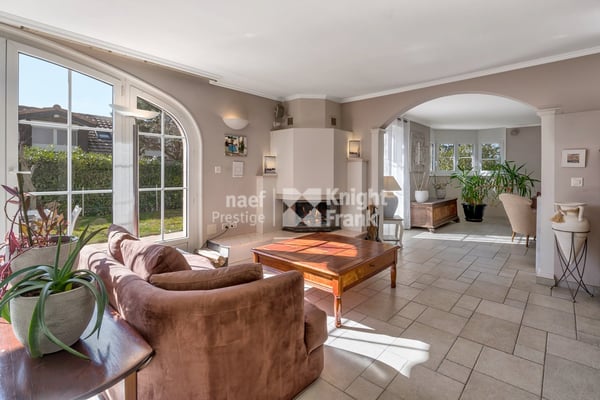En exclusivité ! Spacieuse villa individuelle de 7.5 pièces à vendre à Brent / Montreux 6