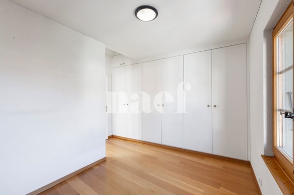 Maison villageoise de charme avec appartement de 3.5 pièces et une place de parc à vendre à Rivaz 12