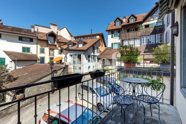 Maison villageoise de charme avec appartement de 3.5 pièces et une place de parc à vendre à Rivaz 2