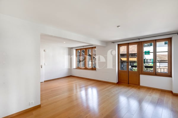 Maison villageoise de charme avec appartement de 3.5 pièces et une place de parc à vendre à Rivaz 6