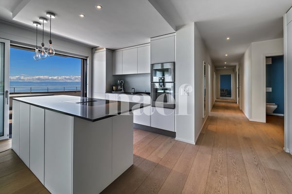 Appartement en attique de 4.5 pièces avec terrasse et vue grandiose sur le Léman à vendre sur les hauts de Montreux 7