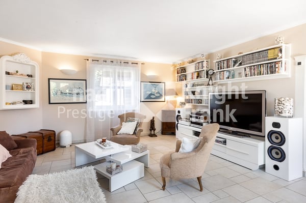 En exclusivité ! Propriété familiale de 7.5 pièces à vendre à Montreux 10