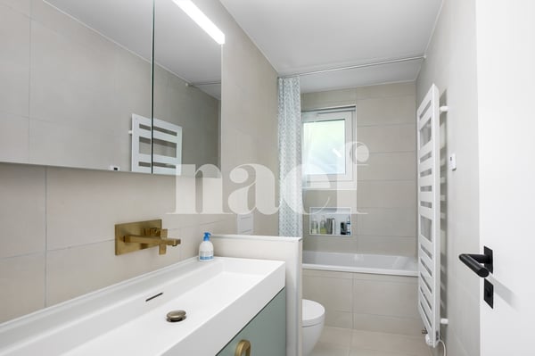 En exclusivité ! Lumineux appartement entièrement rénové de 4.5 pièces à vendre au coeur de Vevey 10