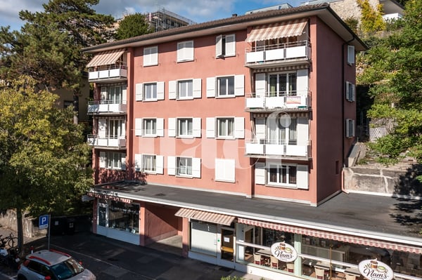 En exclusivité ! Lumineux appartement entièrement rénové de 4.5 pièces à vendre au coeur de Vevey 12