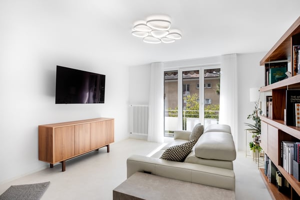 En exclusivité ! Lumineux appartement entièrement rénové de 4.5 pièces à vendre au coeur de Vevey 7