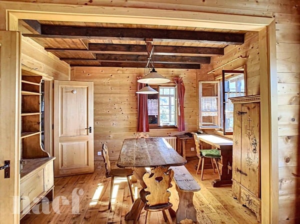 Magnifique Chalet de 4.5 pièces avec vue aux montagnes 6