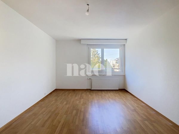 Spacieux appartement de 4.5 pièces au 4ème étage 8