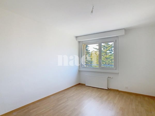 Spacieux appartement de 4.5 pièces au 4ème étage 7
