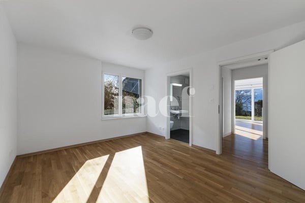 Magnifique maison jumelle à Corseaux avec vue sur lac et montagnes 9