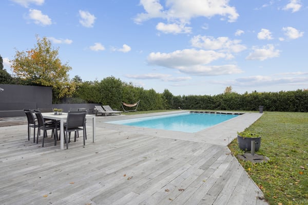 Splendide villa au coeur de La côte avec vue majestueuse sur le lac 6