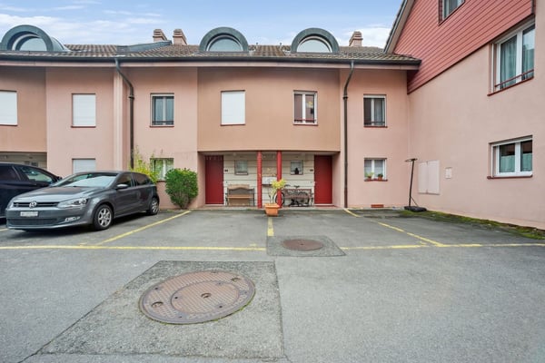 Charmante maison contigue à vendre à proximité d'Aubonne 11