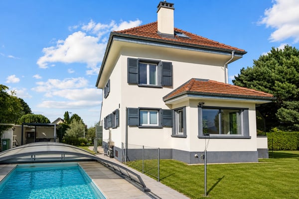 Villa familiale de 9 pièces avec jardin et vue sur le lac 1