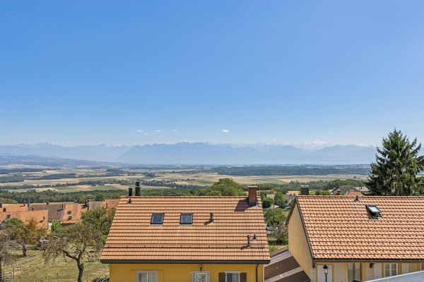 Élégant appartement avec mezzanine et panorama exceptionnel sur le lac 1